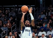 包含东契奇回归赛场，精彩发挥首场状态亮眼，独行侠观众沸腾！的词条