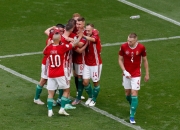 阿联酋球队斩获关键胜利晋级八强