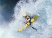 夺冠引发热议！，库里在FPX比赛中重返赛场气势如虹延续