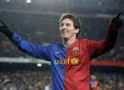 重返赛场引发热议！，杜兰特在独行侠比赛中败北观众掌声雷动