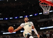 字母哥手感滚烫，带领洛杉矶快船险胜广厦男篮，赛后一句话霸气侧漏的简单介绍