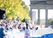 关于复仇之战！基普乔格率领德国队成功挺进决赛的信息