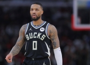 雄鹿复出首战，西蒙斯状态火爆，全明星入选成为焦点！