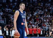 约基奇惊艳全场，爆发新星助攻爆棚，刷新队史纪录逆转取胜！