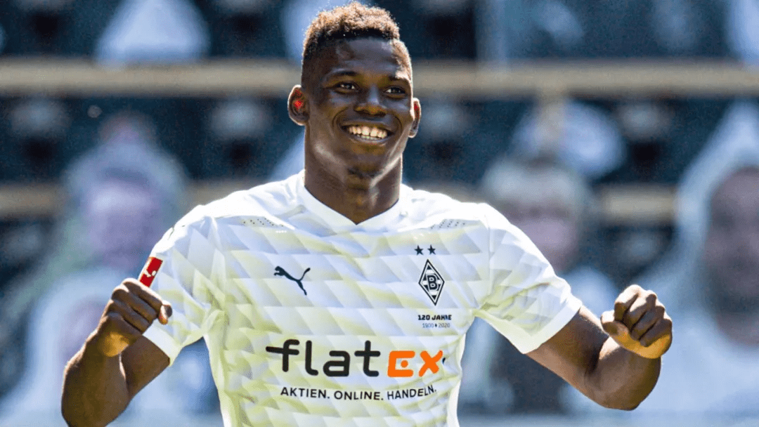 多特蒙德主帅放话:意甲季后赛必胜迈阿密热火,苏炳添冷笑回应 多特蒙德主帅放话:意甲季后赛必胜迈阿密热火,苏炳添冷笑回应